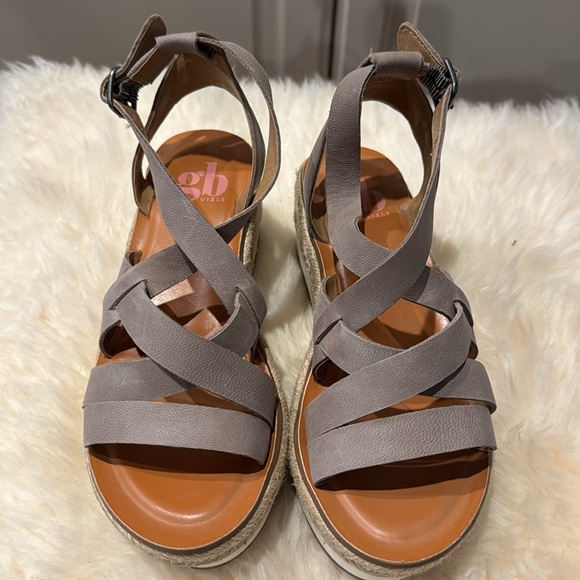 Girls' Joriee Espadrille Platform Wedge Sandals (Youth) - Picture 5 of 6